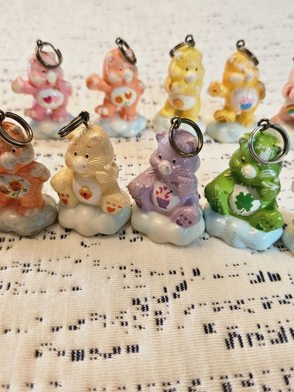 🌈 VINTAGE 1980s CARE BEARS PVC MINI KEYCHAIN FIGURES LOT OF 12 🌈